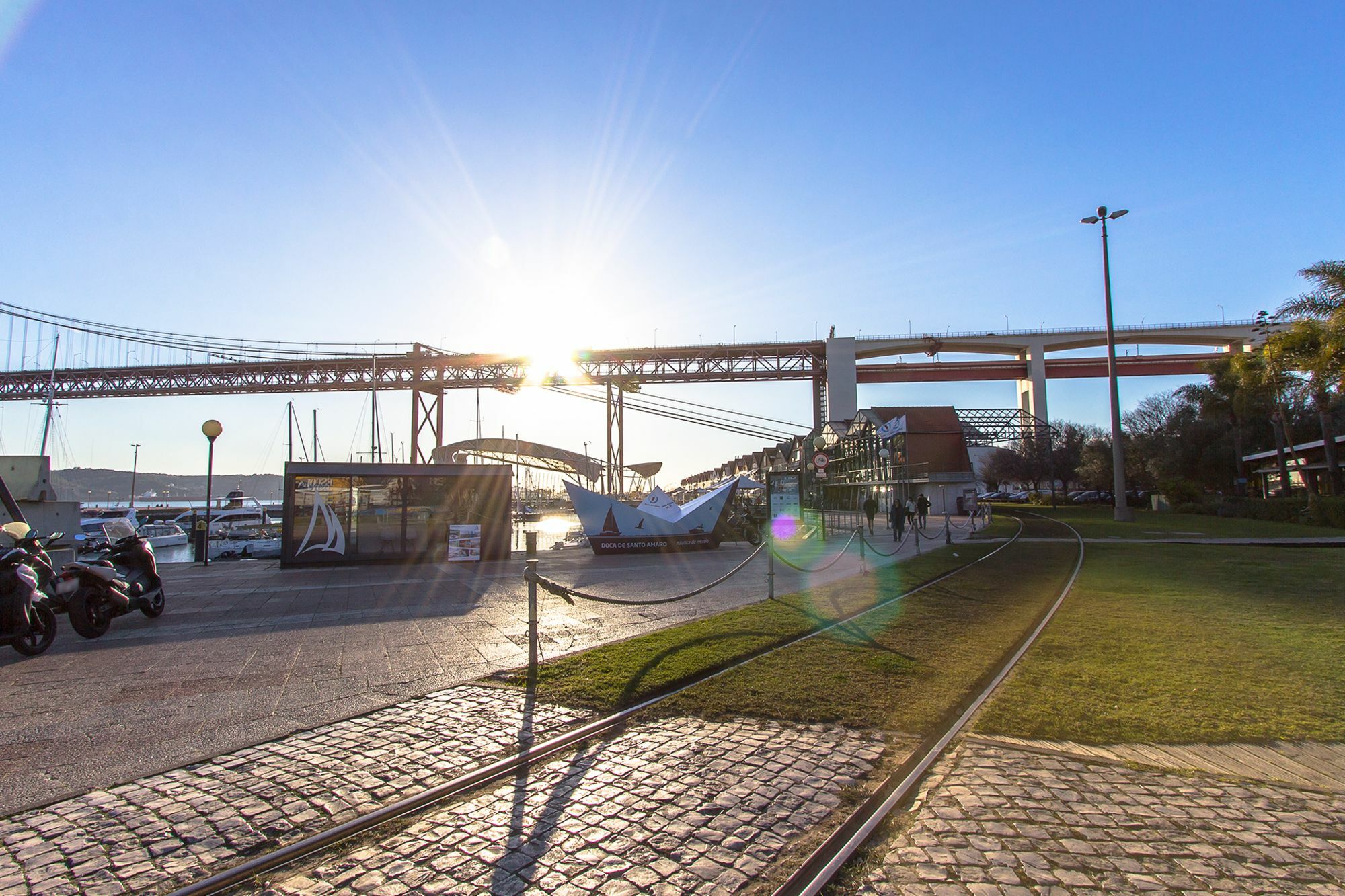Alcantara River Side By Homing Lisboa Exterior foto